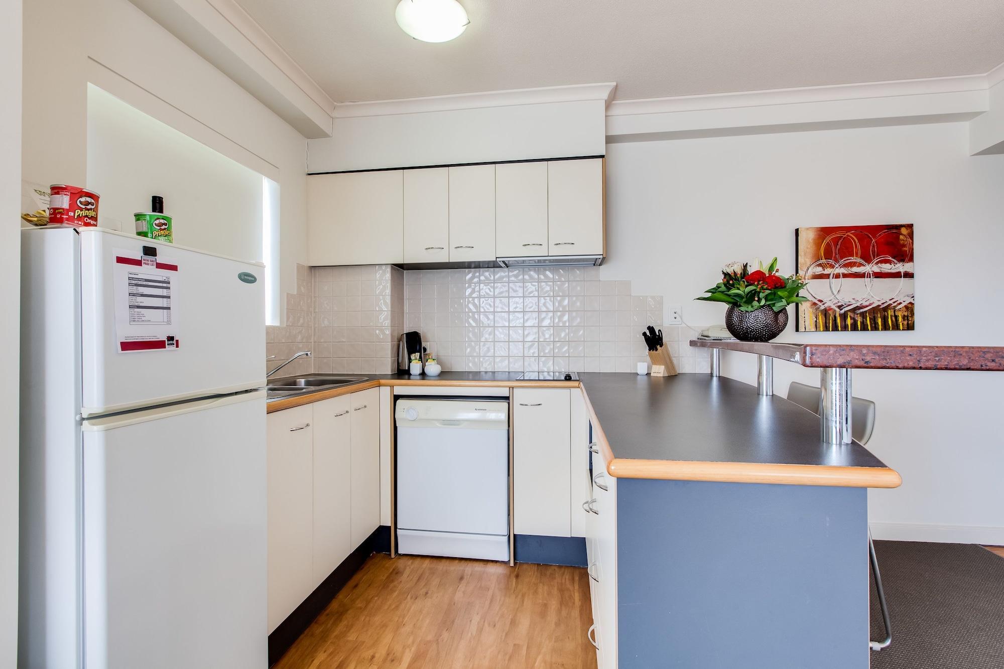 Central Cosmo Apartment Hotel Брисбен Экстерьер фото