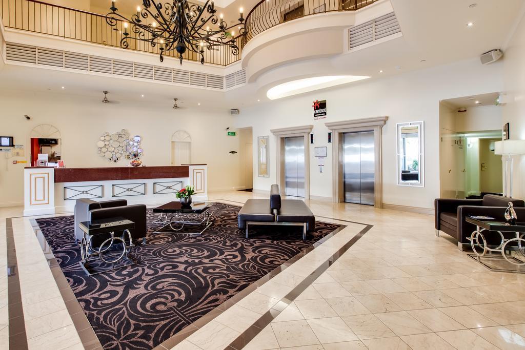 Central Cosmo Apartment Hotel Брисбен Экстерьер фото