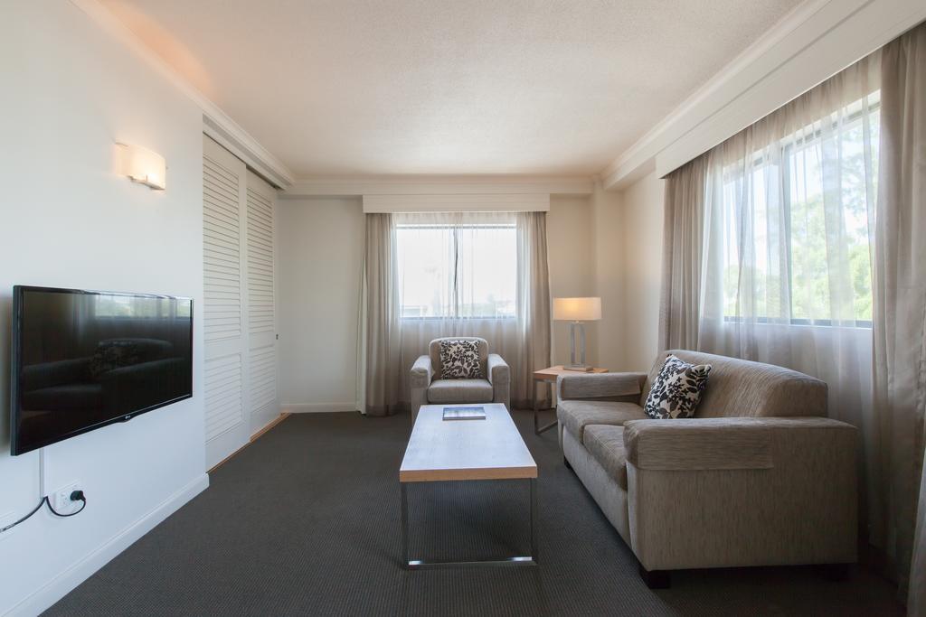 Central Cosmo Apartment Hotel Брисбен Экстерьер фото