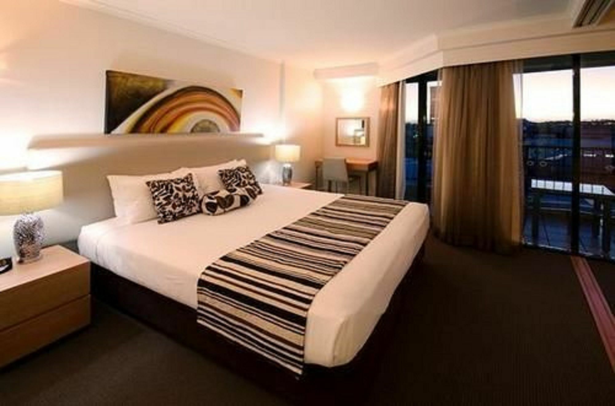 Central Cosmo Apartment Hotel Брисбен Экстерьер фото